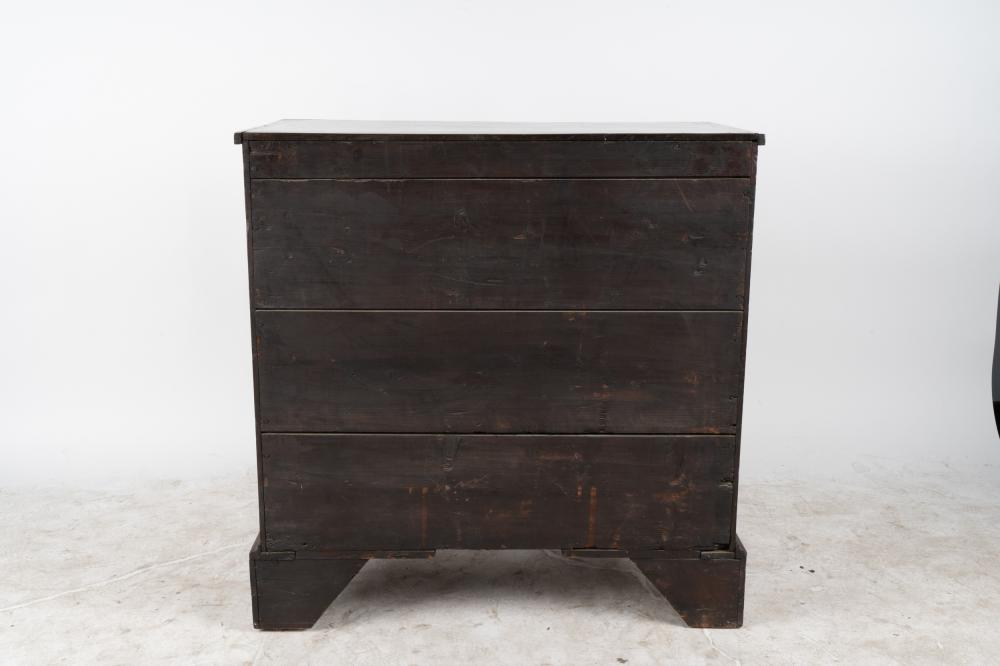 AF4-005: ANTIQUE LATE 18TH C GEORGE III MAHOGANY CHEST OF DRAWERS