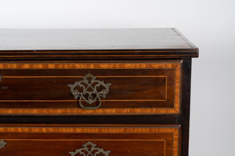 AF4-005: ANTIQUE LATE 18TH C GEORGE III MAHOGANY CHEST OF DRAWERS