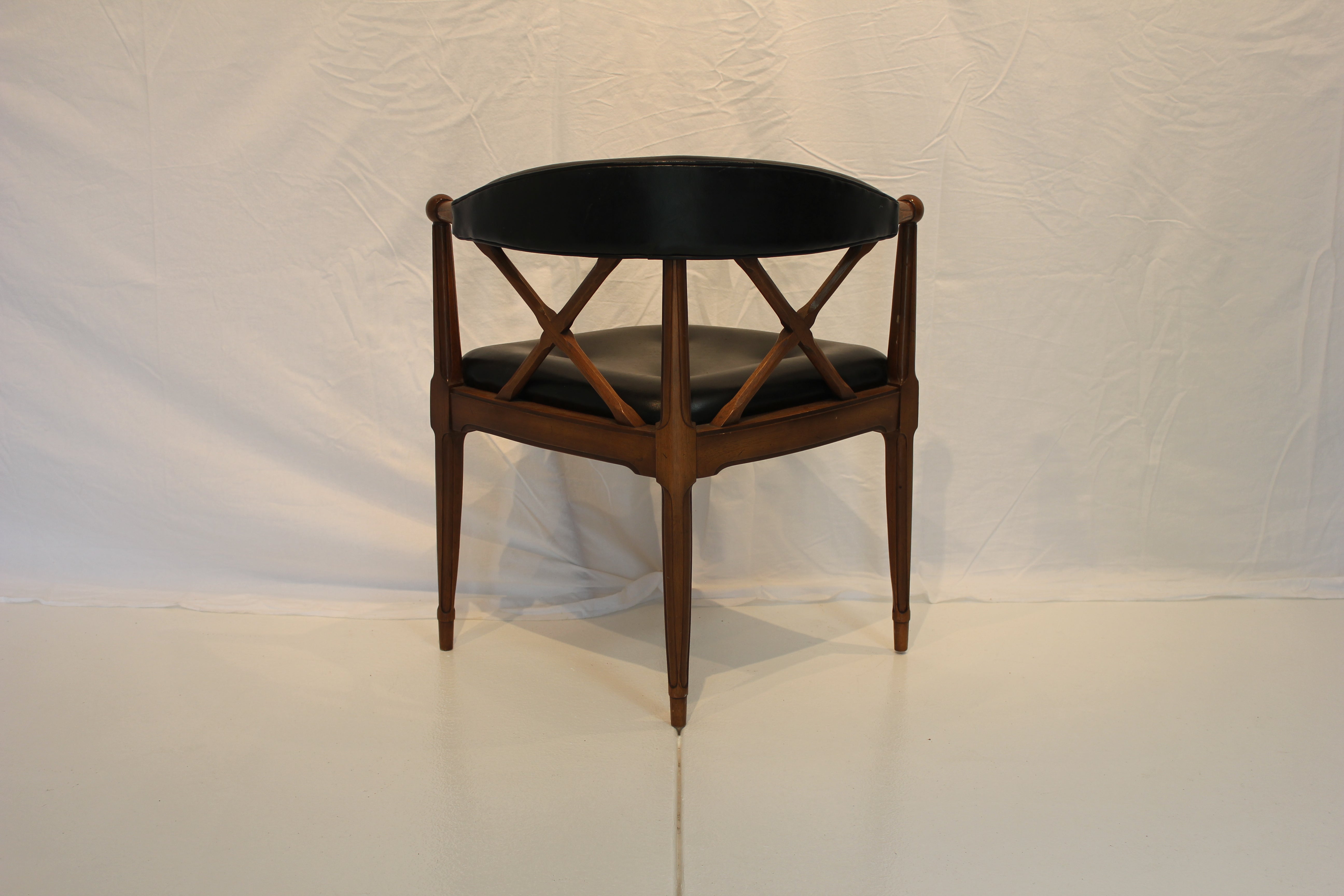 AF2-314: Vintage Set of 4 mid 20th Century Corner Arm Chairs