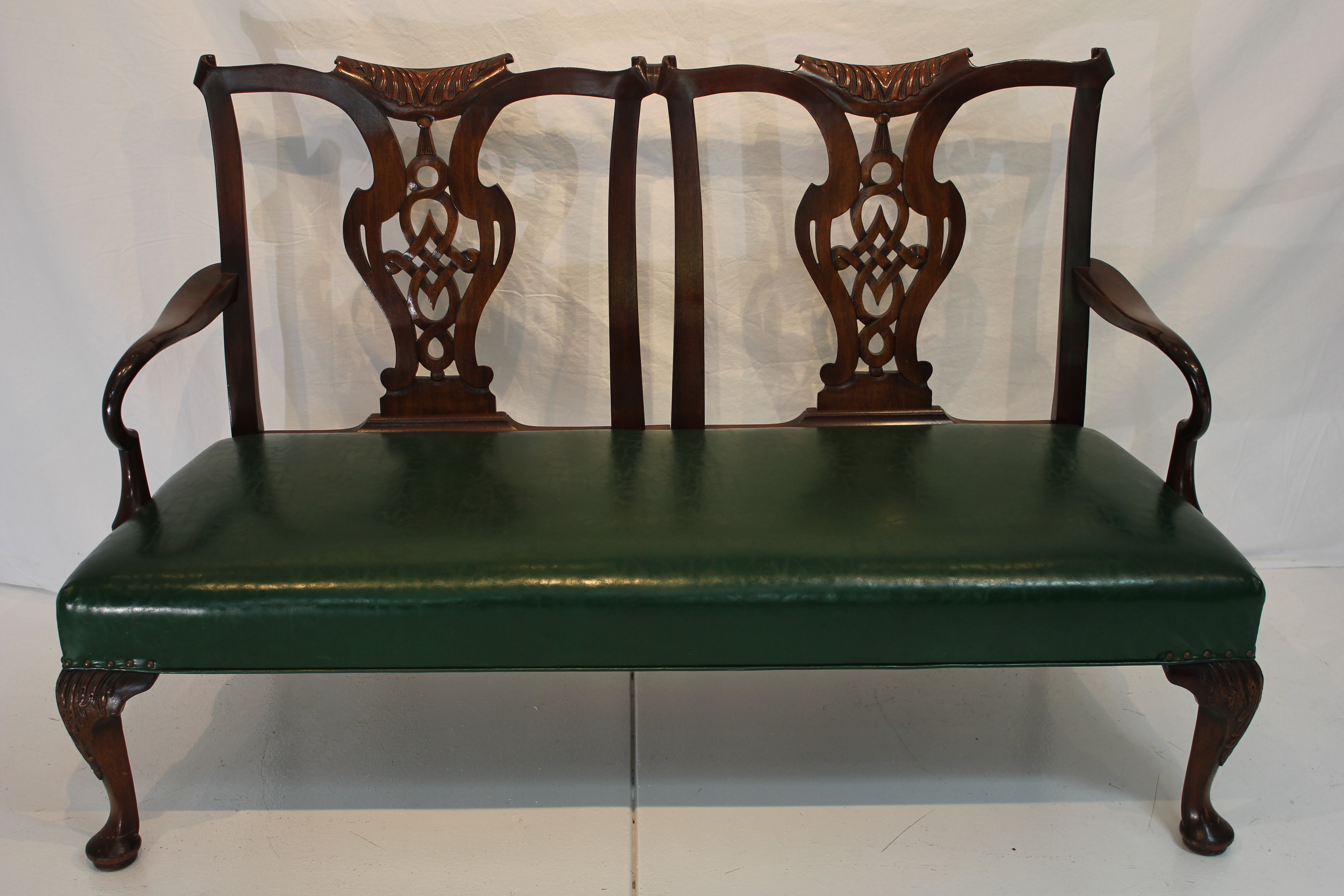 AF2-138: Antique Early 20th Century George III Style Carved Mahogany Double Chair Back Settee