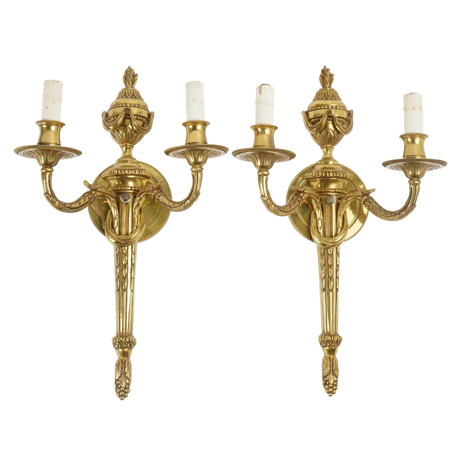 AL3-005: PAIR OF EARLY 20TH CENTURY FRENCH NEOCLASSICAL STYLE BRASS 2 LIGHT SCONCES