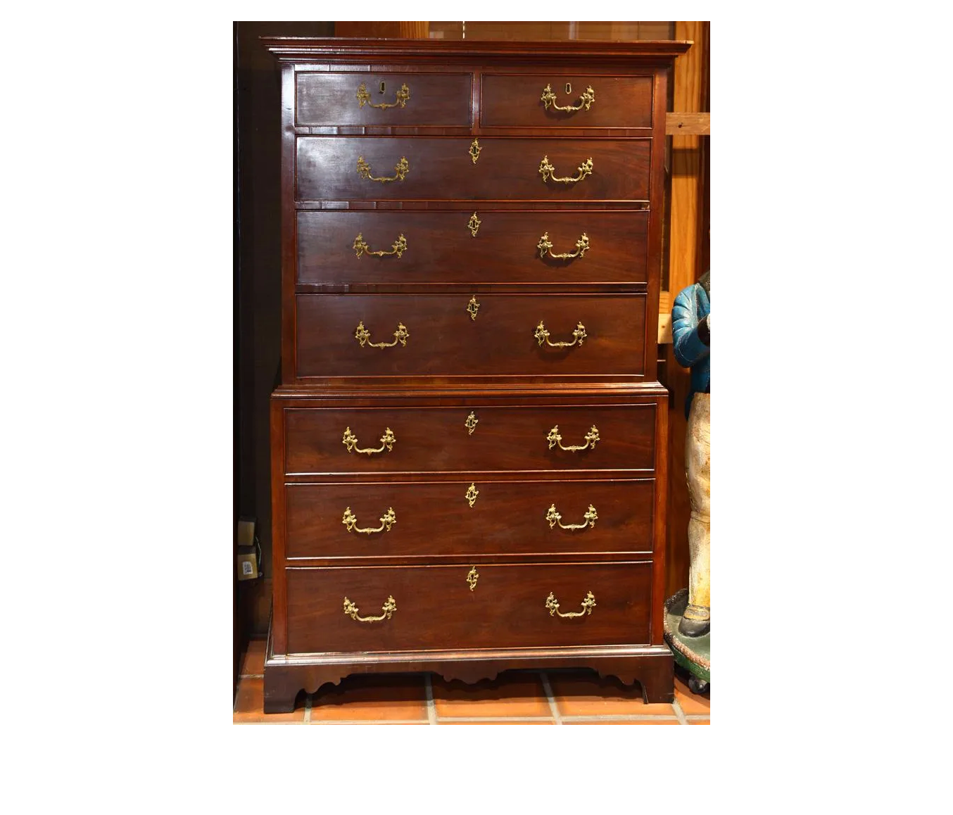 ANTIQUE ENGLISH GEORGIAN MAHOGANY CHEST | Work of Man