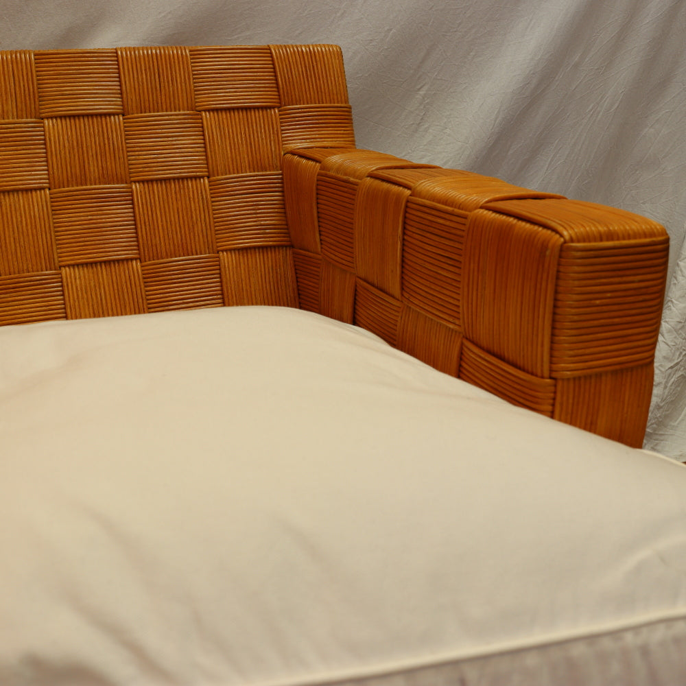 AF2-400: Vintage Circa 1990 John Hutton for Donghia Block Island Rattan Sofa W/ New White Cotton Upholstery