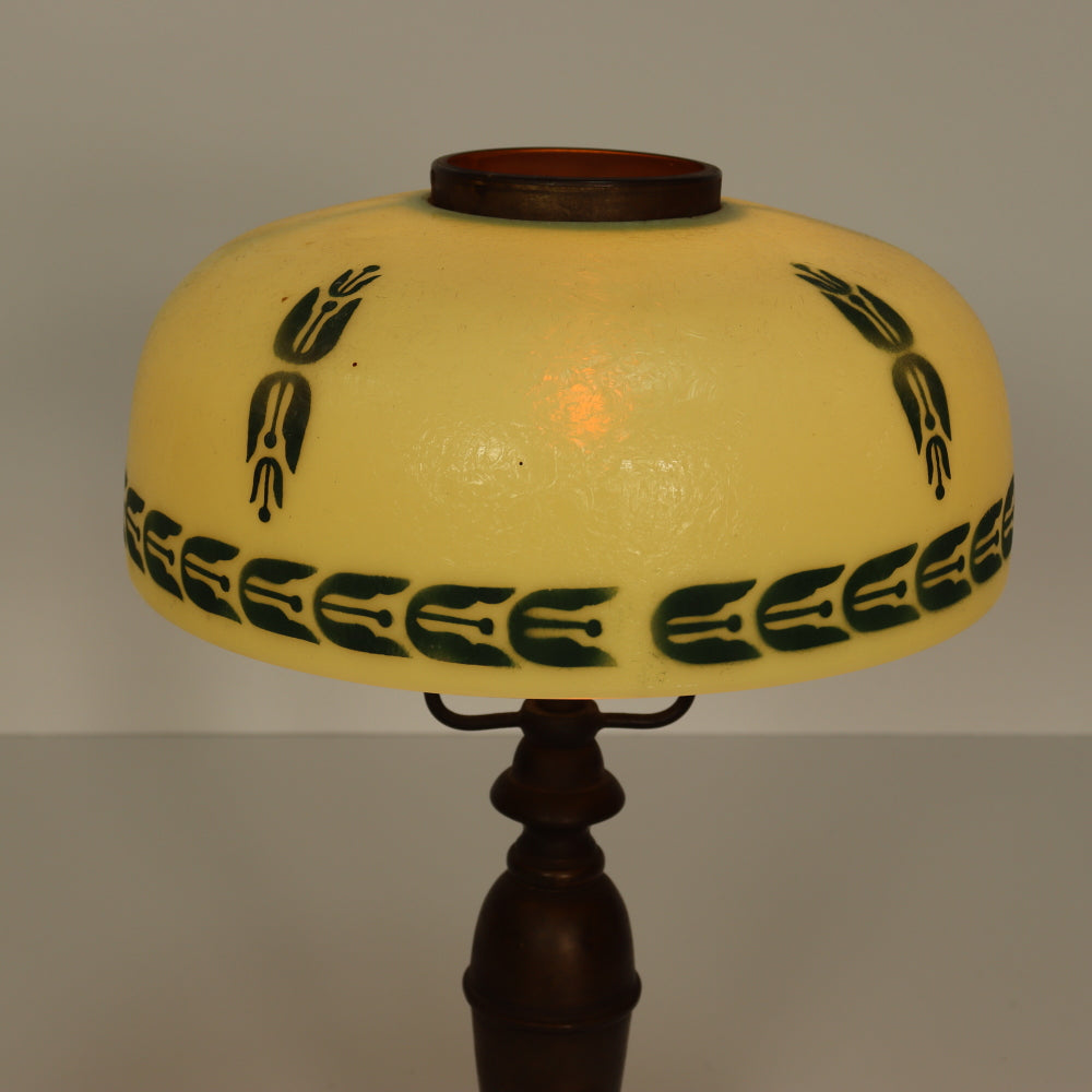 AL2-027: Circa 1920's Pittsburg Lamp With Chipped Ice Shade