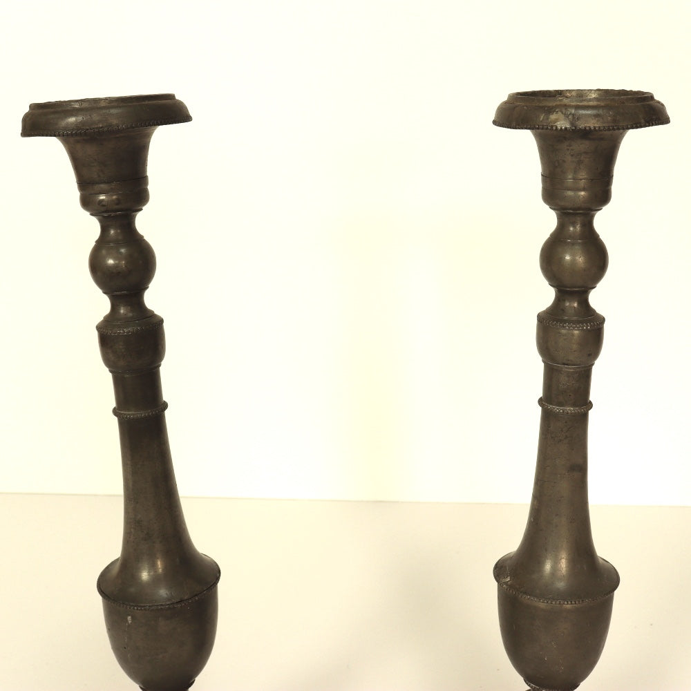 DA2-042: Circa 1720 Pair American Pewter Candlesticks