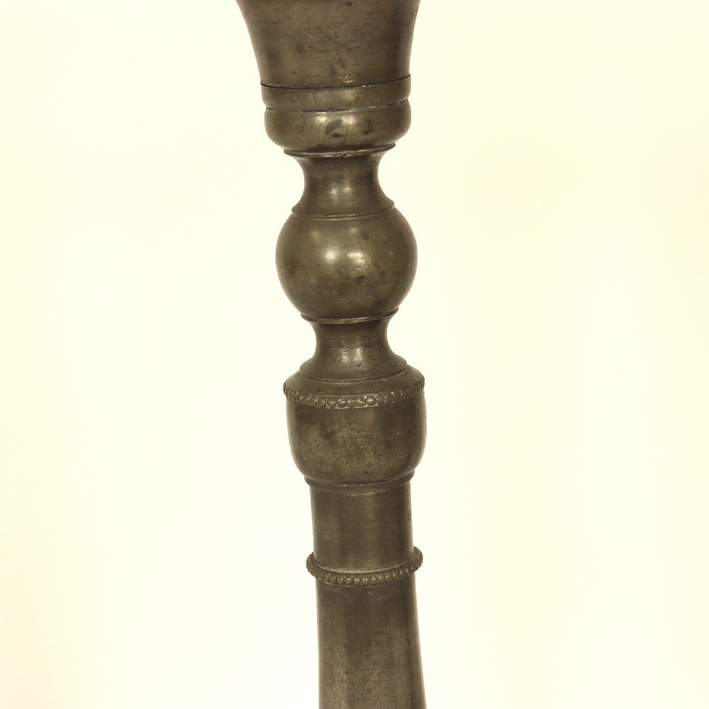 DA2-042: Circa 1720 Pair American Pewter Candlesticks