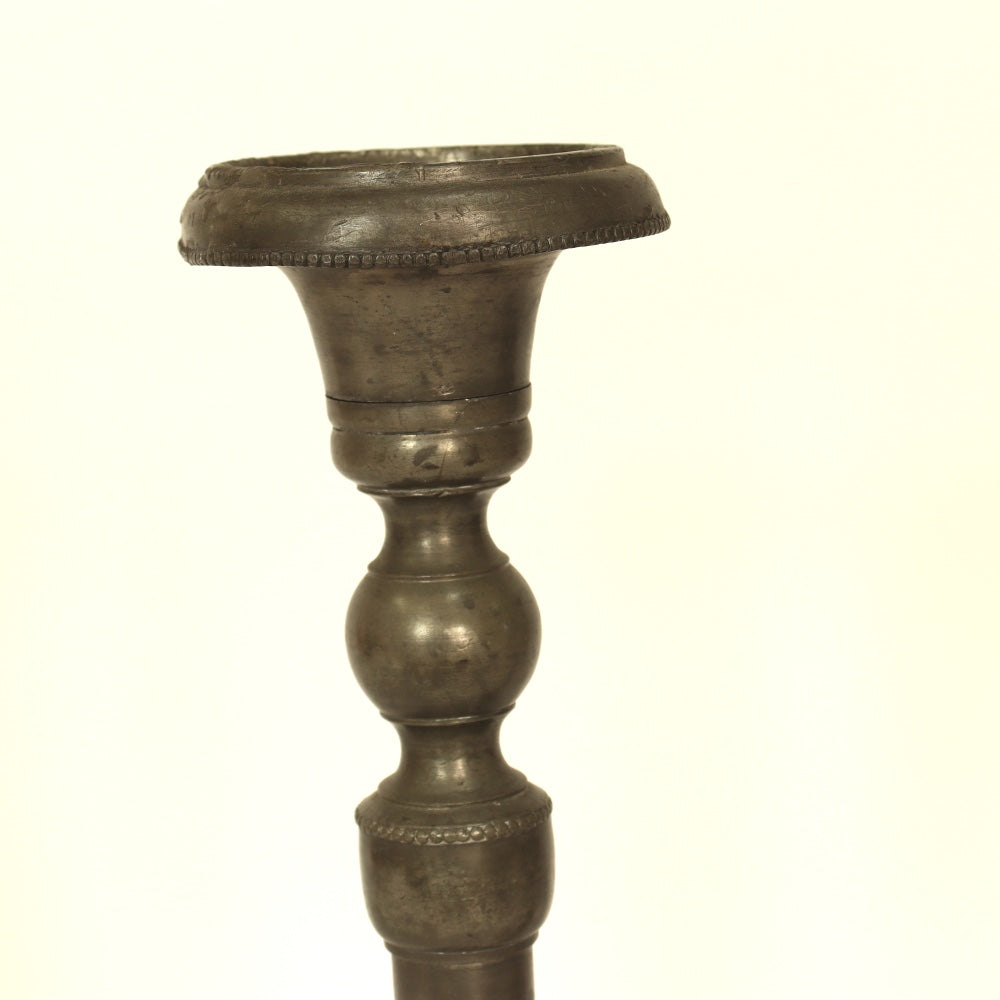 DA2-042: Circa 1720 Pair American Pewter Candlesticks