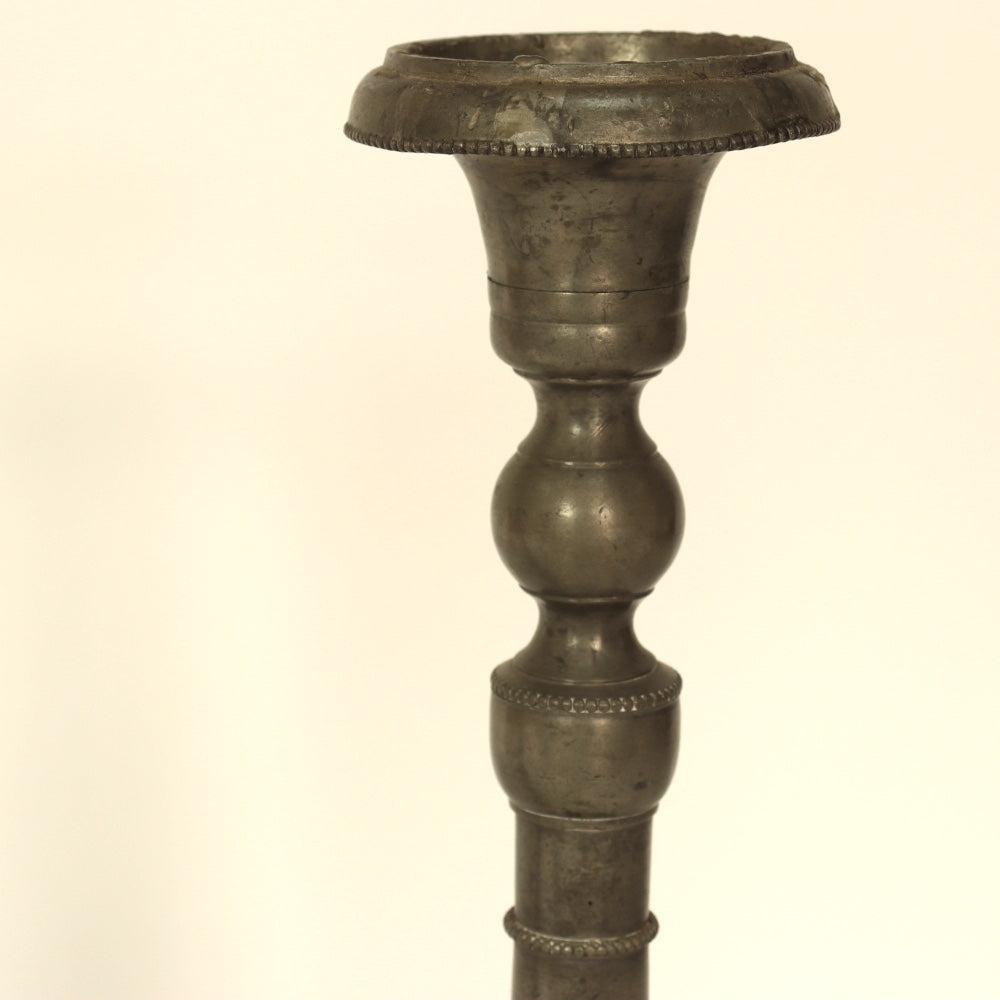 DA2-042: Circa 1720 Pair American Pewter Candlesticks