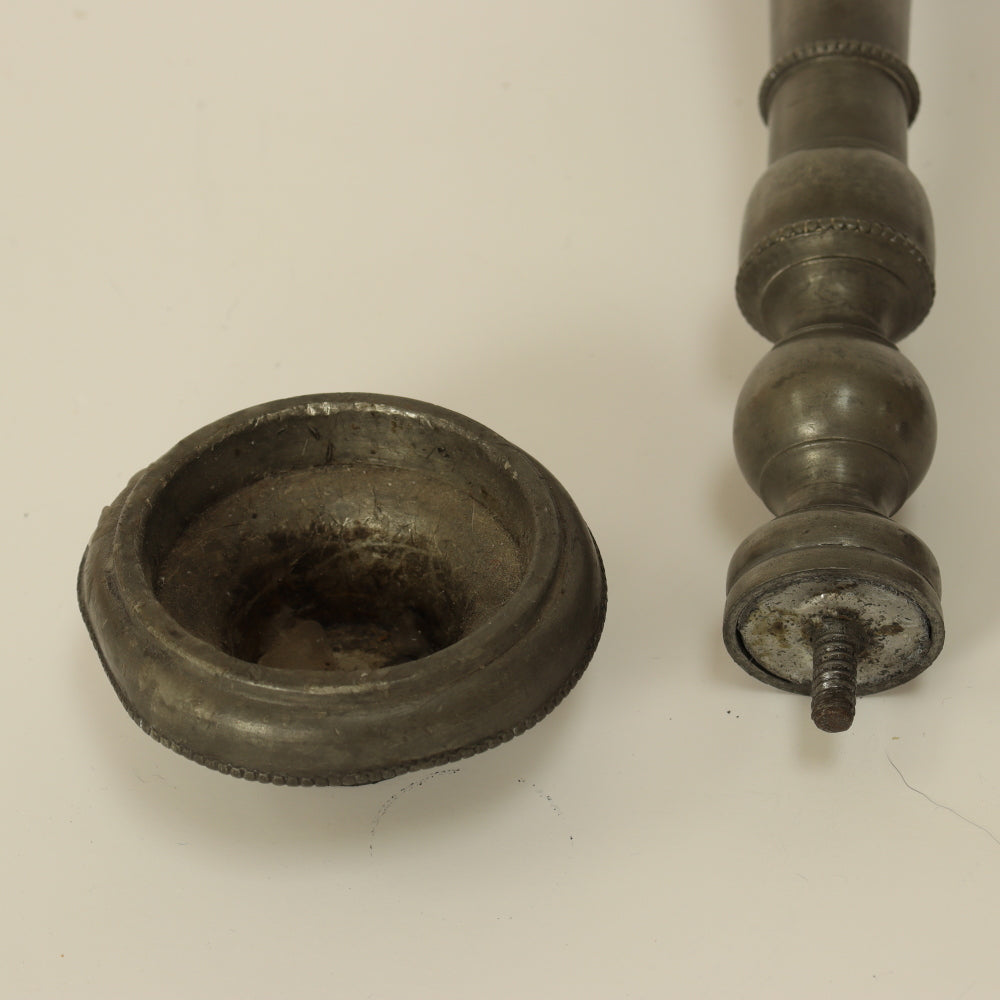 DA2-042: Circa 1720 Pair American Pewter Candlesticks