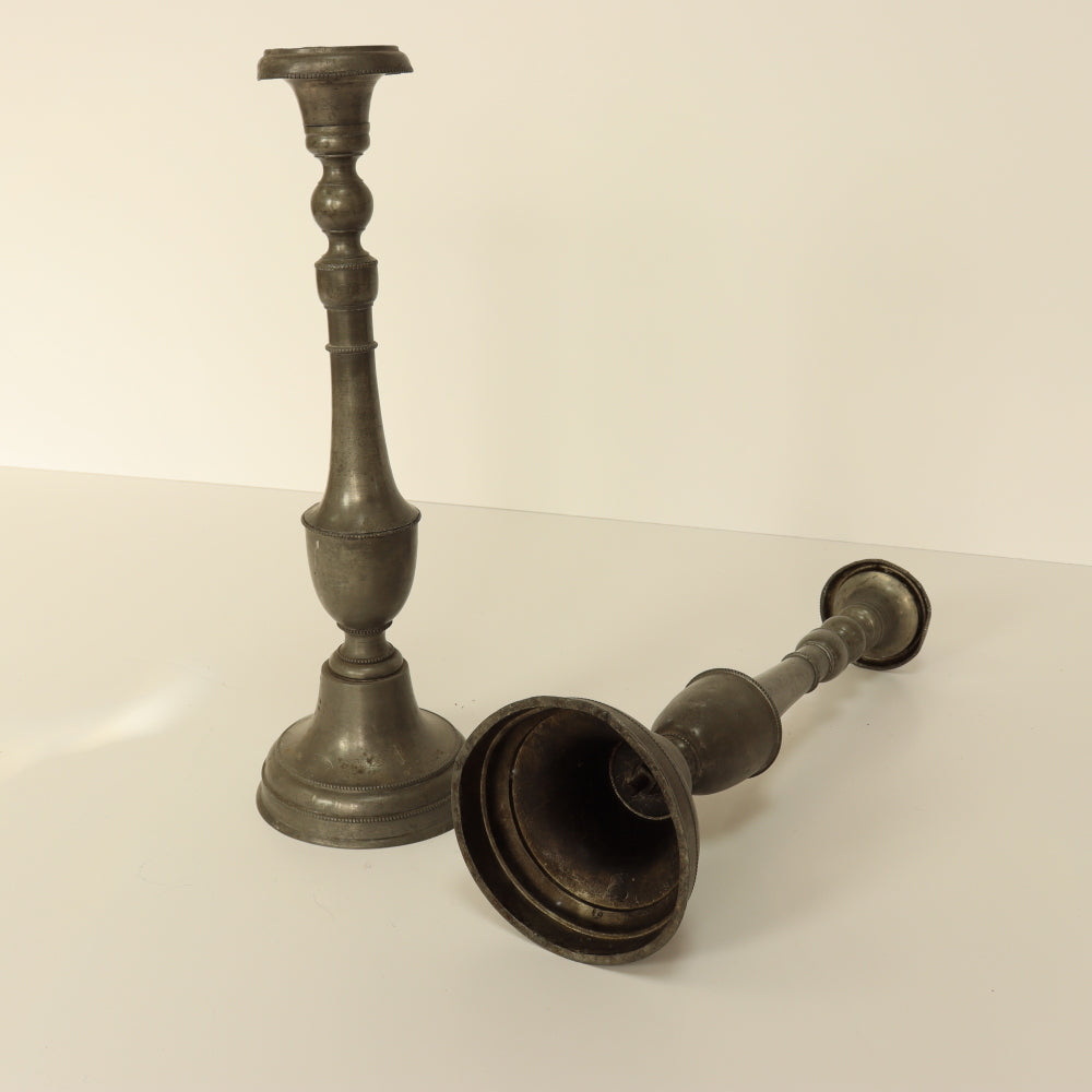 DA2-042: Circa 1720 Pair American Pewter Candlesticks