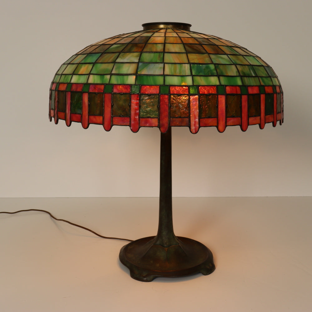 AL2-044:  Antique Early 20th Century Arts & Crafts Tiffany Style Bronze Lamp with Leaded and Stained Glass Shade