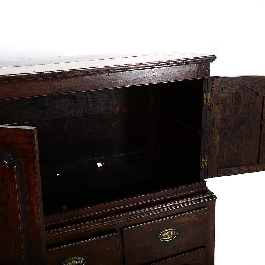 AF3-181: ANTIQUE LATE 18TH CENTURY  ENGLISH GEORGIAN STYLE OAK CUPBOARD