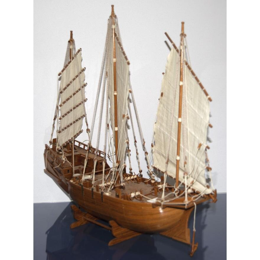 CR2-102: A CHINESE JUNK MODEL SHIP