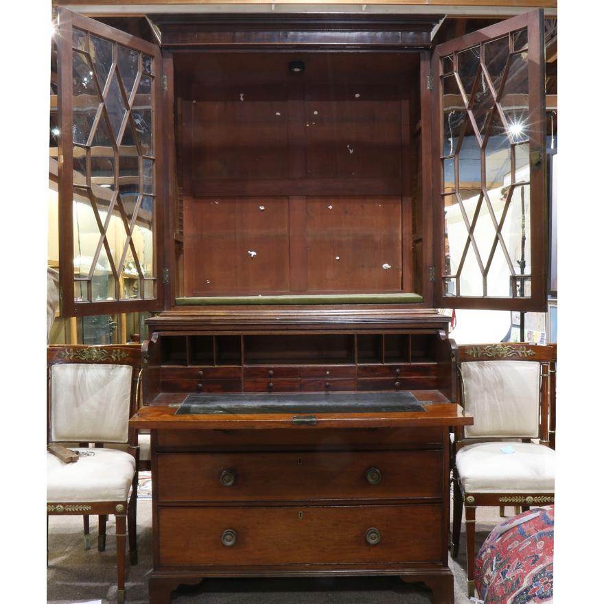 AF5-127: Antique Period Late 1700's English George II Mahogany Secretary / Bookcase