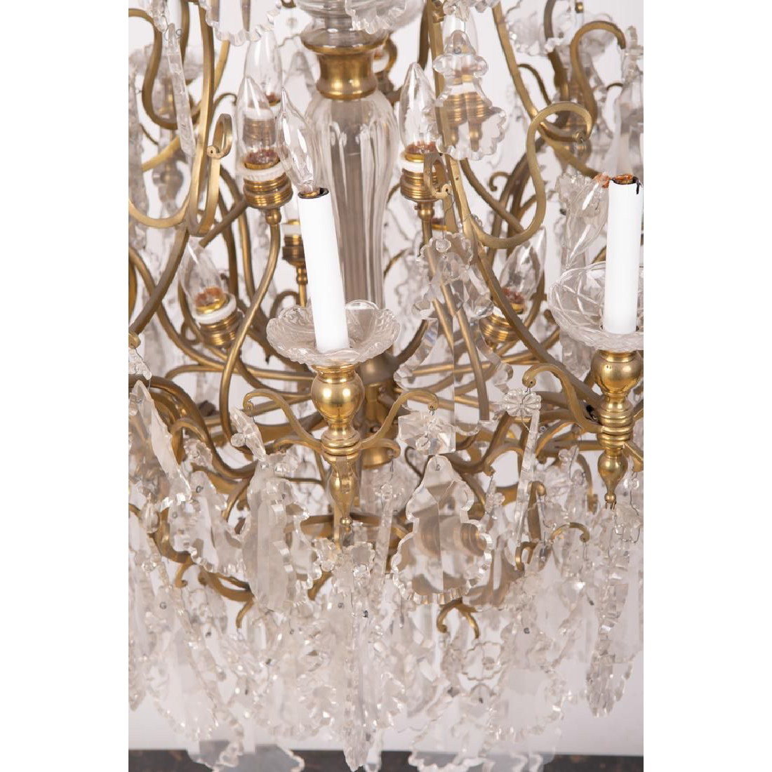 AL1-005: LATE 20TH CENTURY FRENCH BRONZE & CRYSTAL CHANDELIER