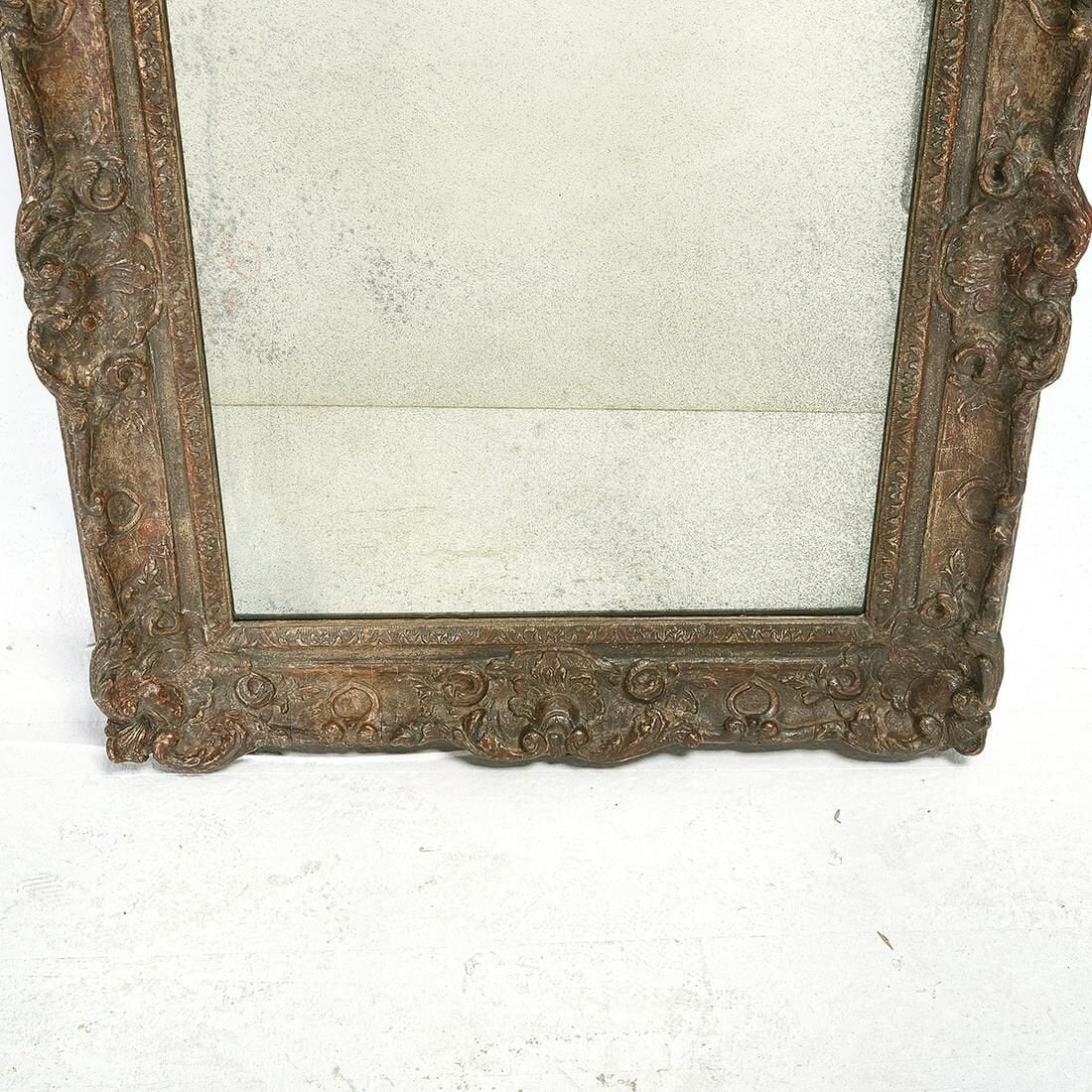 AF7-110: Antique Late 19th Century Continental Carved Giltwood Mirror