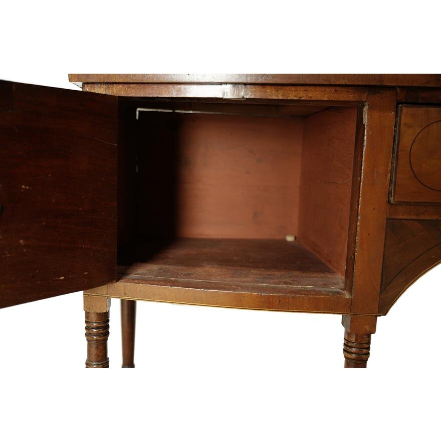 AF3-160: ANTIQUE LATE 18TH CENTURY / EARLY 19TH CENTURY AMERICAN FEDERAL MAHOGANY SIDEBOARD