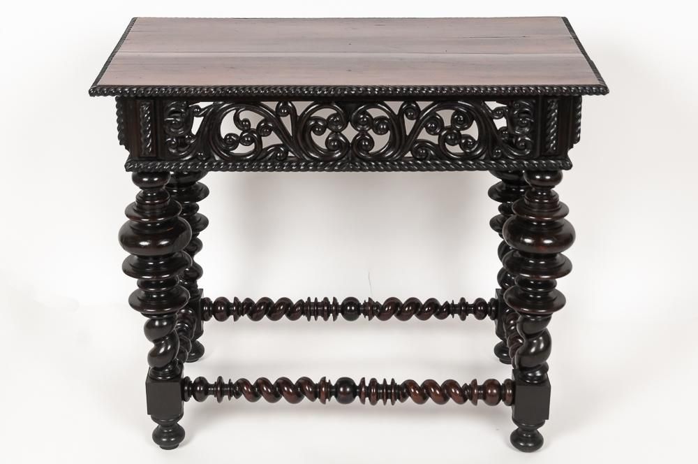 AF1-383: ANTIQUE EARLY 19th C PORTUGUESE CARVED ROSEWOOD TABLE