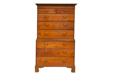 ANTIQUE AMERICAN CHIPPENDALE CHEST ON CHEST | Work of Man