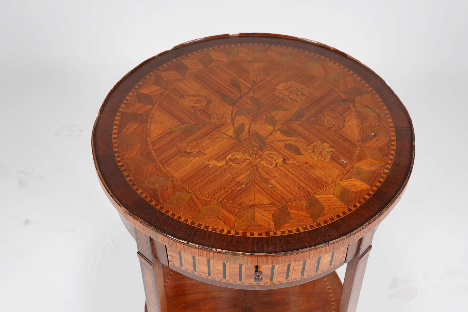 AF1-158:  ANTIQUE LATE 19th CENTURY FRENCH LOUIS XV STYLE MARQUETRY OCCASIONAL TABLE