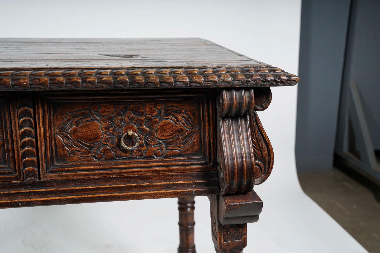 AF3-105: Antique Late 19th Century Spanish Baroque Carved Oak Console Table