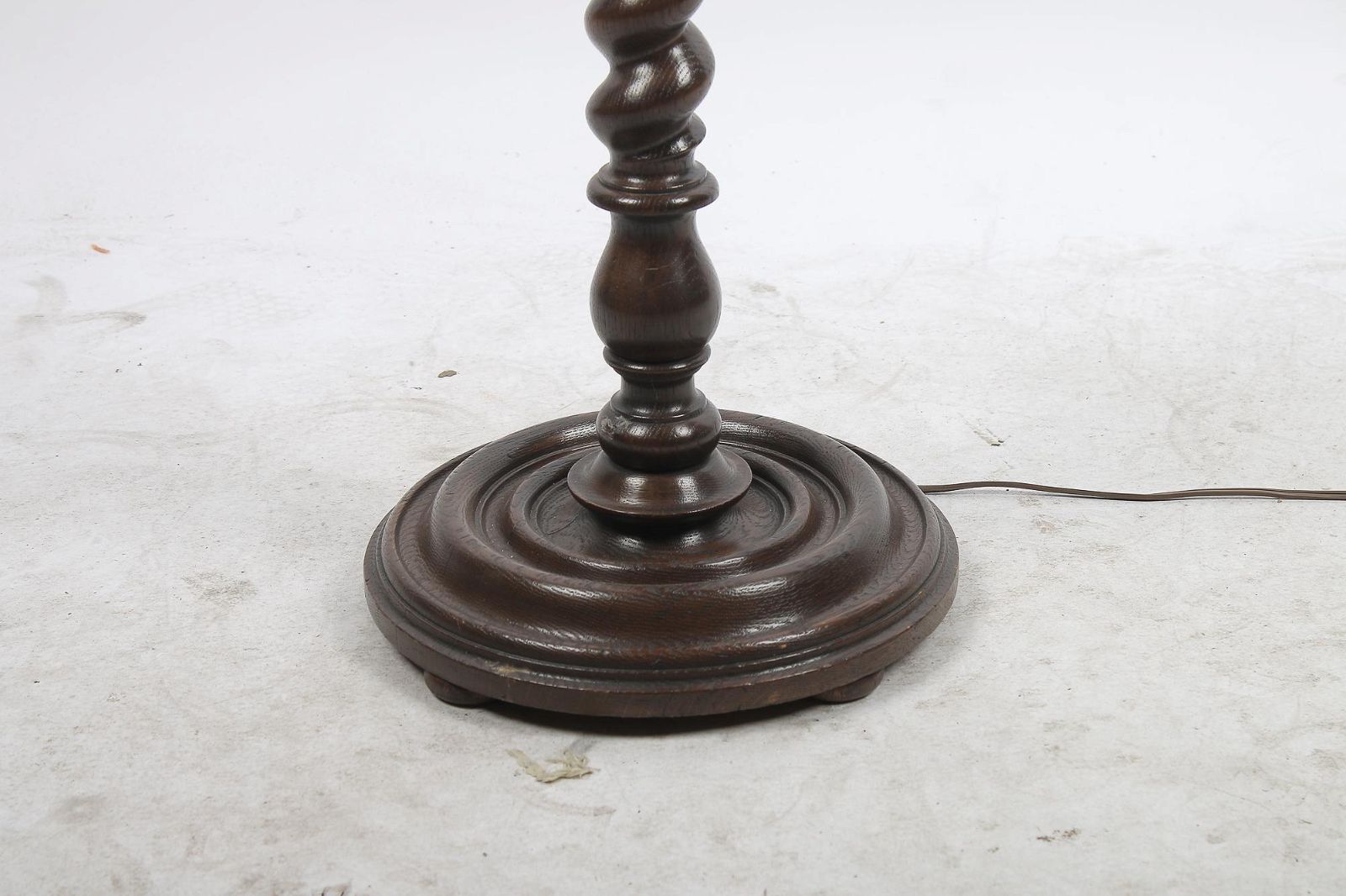 AL2-020: Early 19th C Barley Twist Carved Oak Floor Lamp