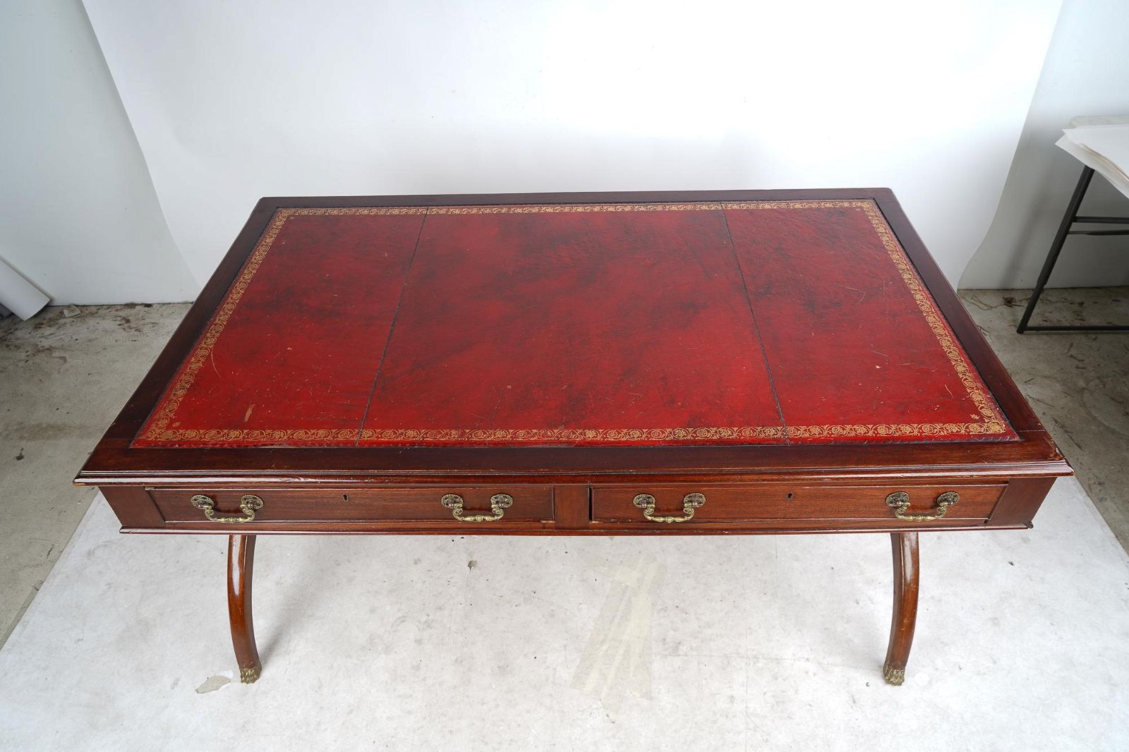 AF5-135: Antique Early 20th C English Regency Classical Style Mahogany Leather Top Writing Desk w/ 2 Drawers