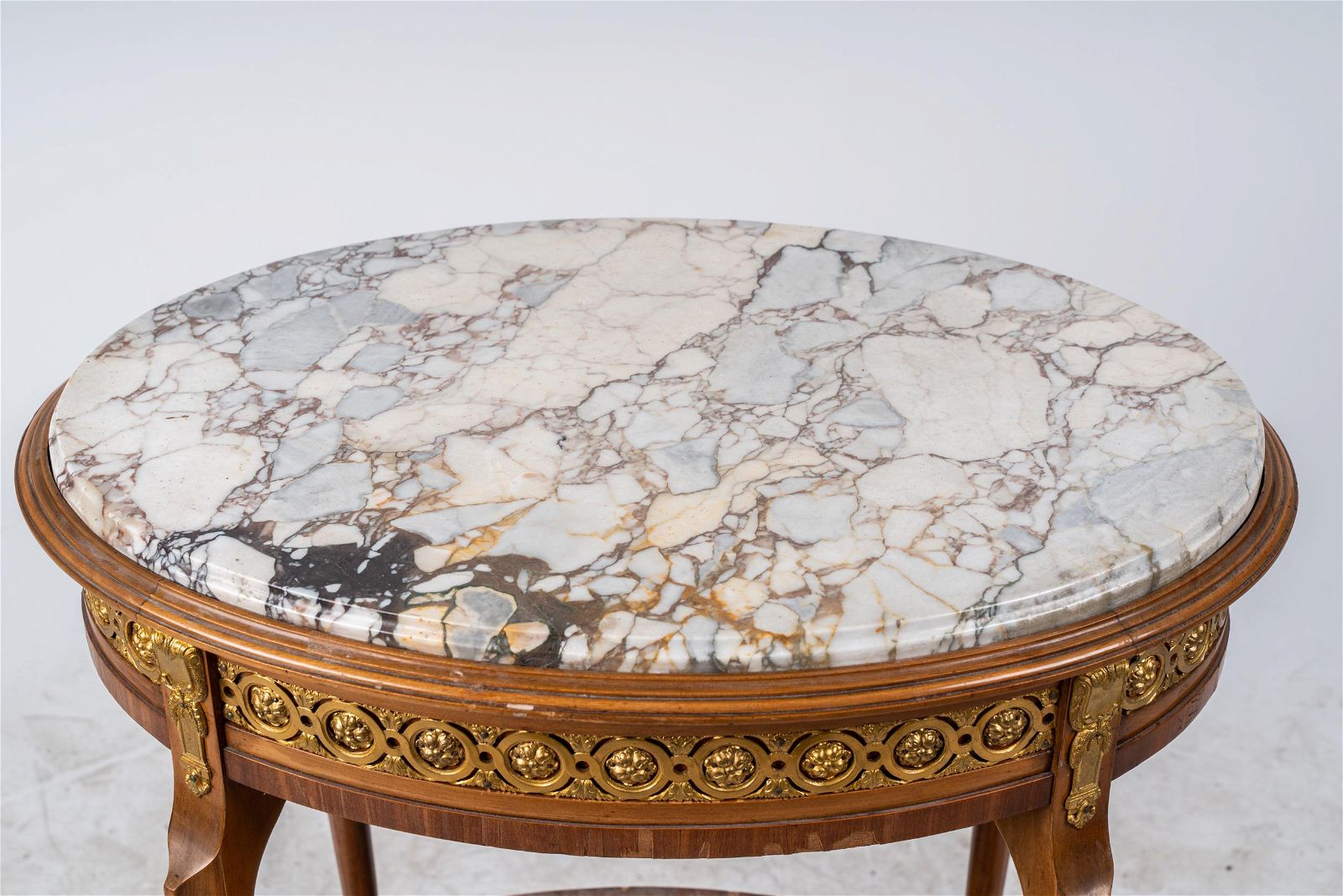 AF1-013: ANTIQUE LATE 19TH CENTURY LOUIS XV TRANSITIONAL STYLE FRENCH WALNUT MARBLE-INSET GUERIDON