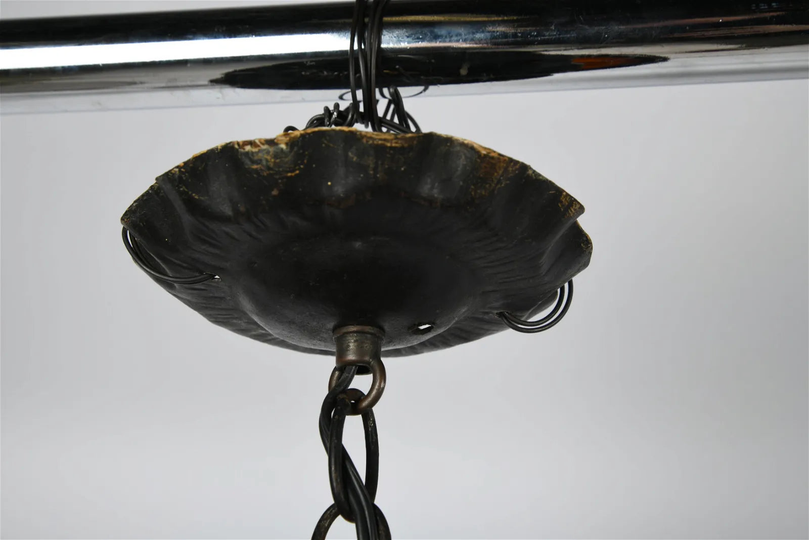 AL1-031: Daum Nancy & Louis Majorelle - Early 20th Century Hand Forged Iron Chandelier with Blown Mottled Glass