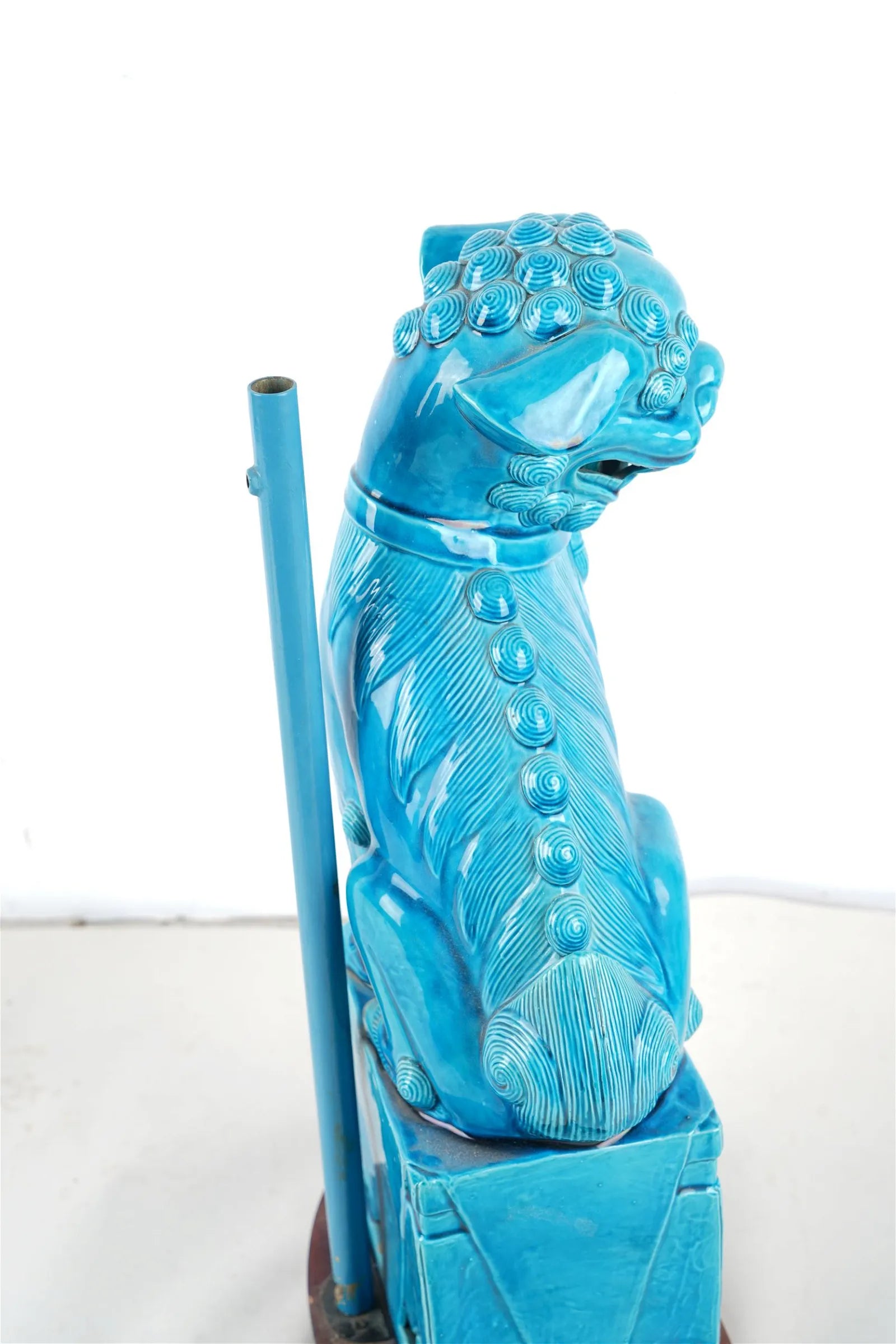 DA5-005: EARLY 20TH CENTURY CHINESE CERAMIC FOO LION W/ TURQUOISE GLAZE