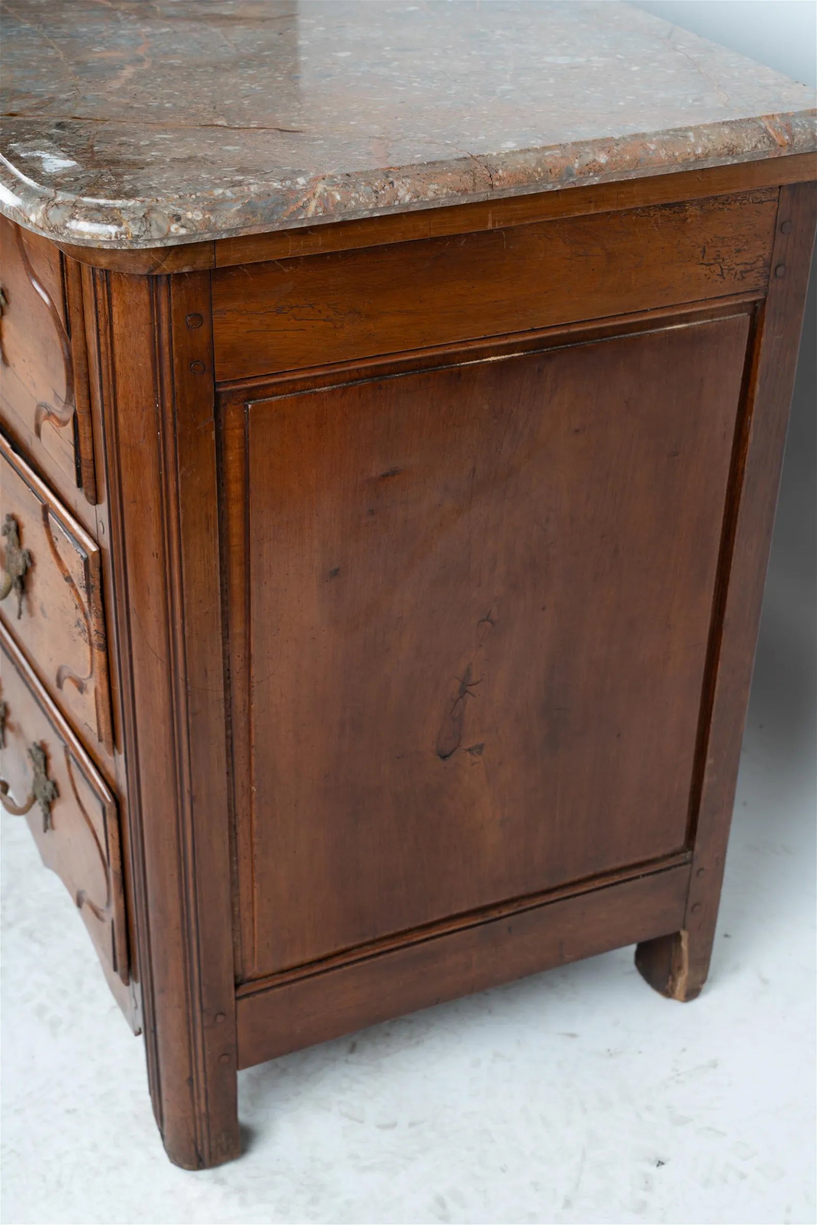 AF4-020: ANTIQUE LATE 18TH CENTURY LOUIS XIV STYLE FRENCH WALNUT CHEST OF DRAWERS