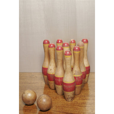 Children's toy wood bowling set 1930's