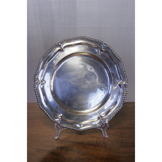 DA2-184 - English Silver Plate with Lion Head