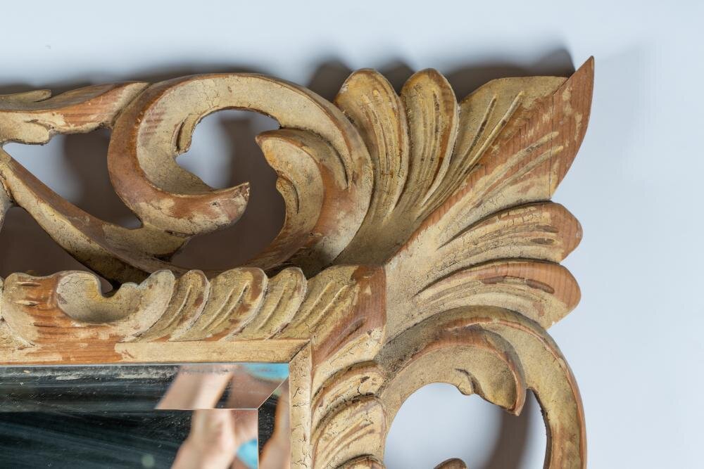 AF7-101: LATE 20TH C OVERSIZED  CARVED ACANTHUS LEAF FRAME WITH MIRROR