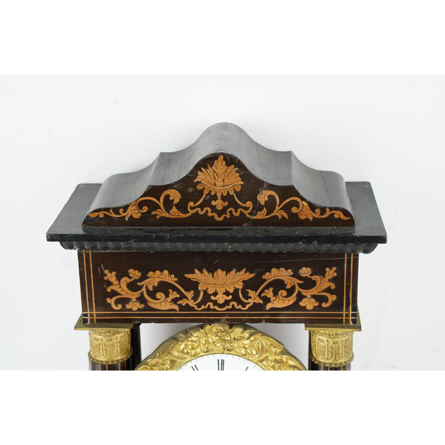 TK2-101: 19TH CENTURY FRENCH MARQUETRY-INLAID MANTEL CLOCK