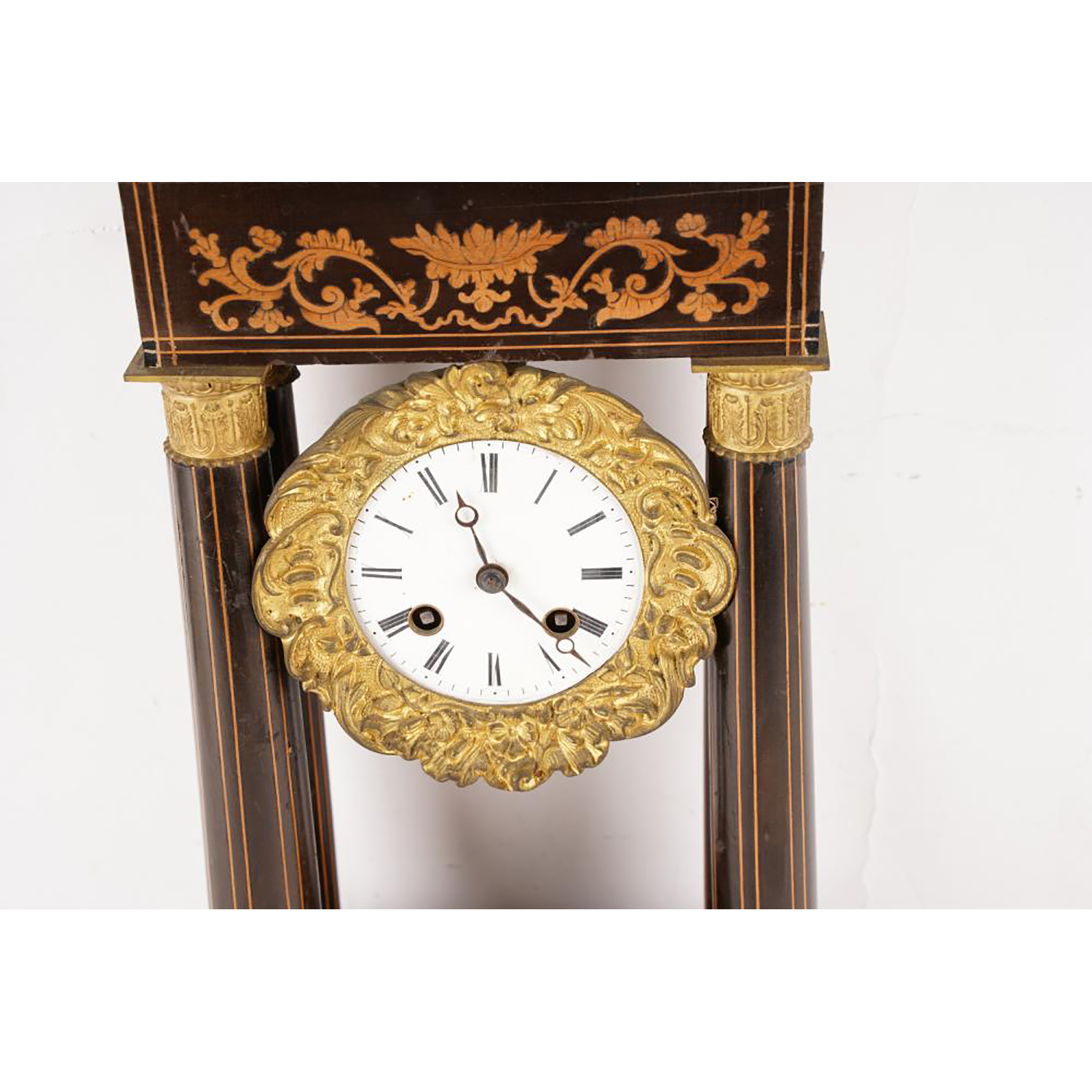 TK2-101: 19TH CENTURY FRENCH MARQUETRY-INLAID MANTEL CLOCK