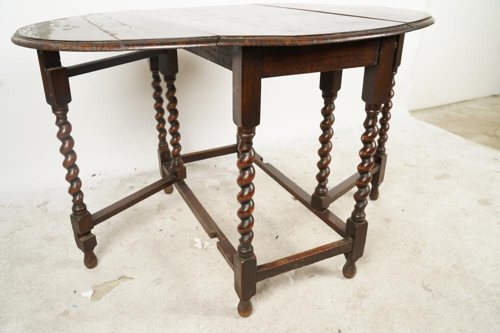 AF1-112: Antique Late 18th Century American Oak Barley Twist Gate Leg Drop Leaf Dining Table