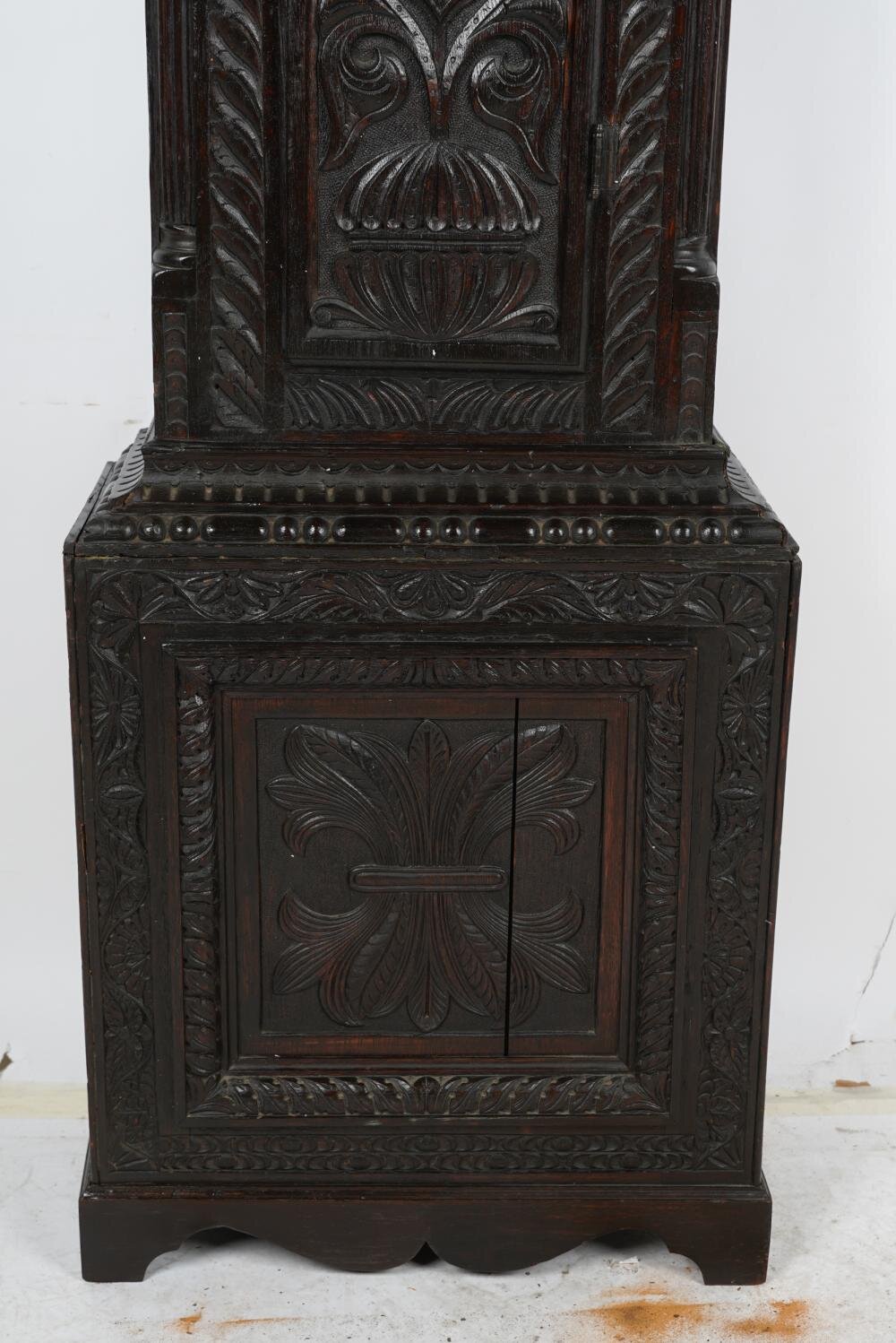 TK1-100: 17TH CENTURY ENGLISH JACOBEAN STYLE OAK TALL CASE CLOCK