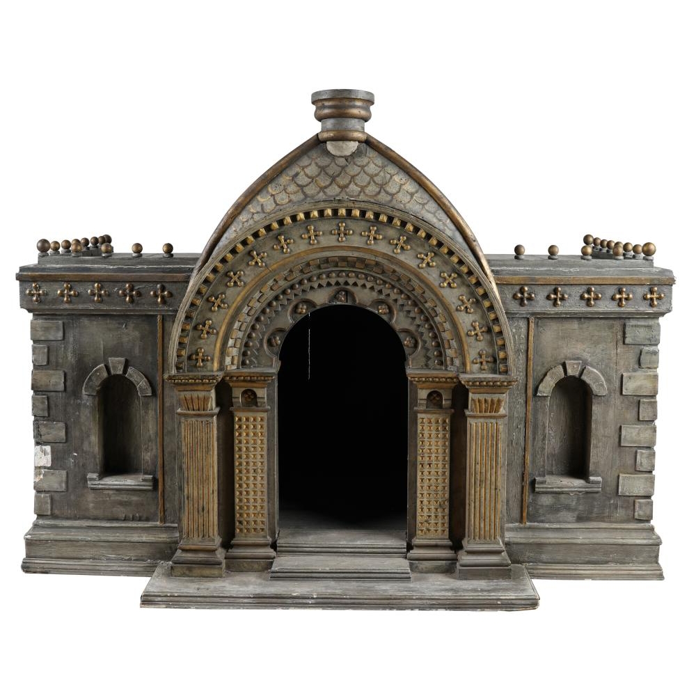 CR1-100: EARLY 20TH CENTURY ARCHITECTURAL DOG HOUSE