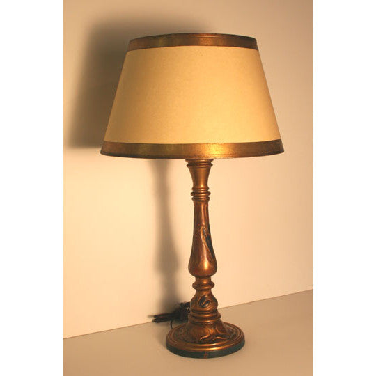 AL2-053: Early 20th Century Lamp