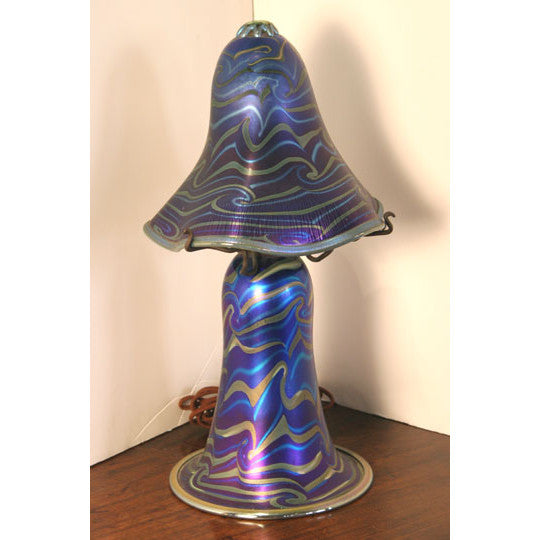 AL2-066 - Late 20th Century Art Glass Lamp