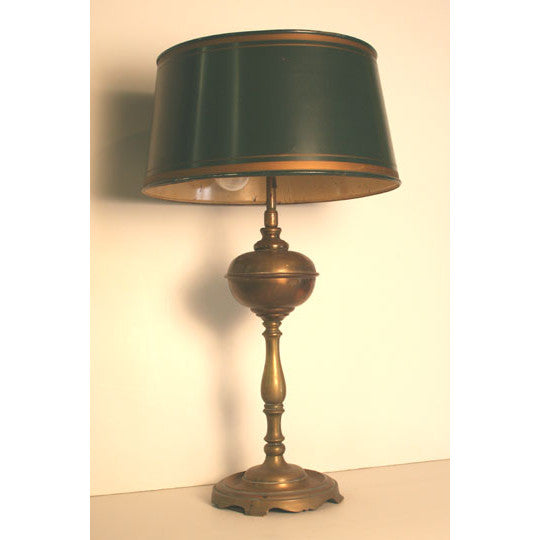 AL2-082 - Early 20th C lamp