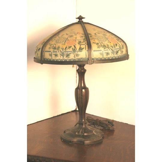 AL2-098 - Early 20th Century Lamp with glass shade.