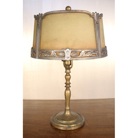 AL2-110 - Early 20th Century Lamp