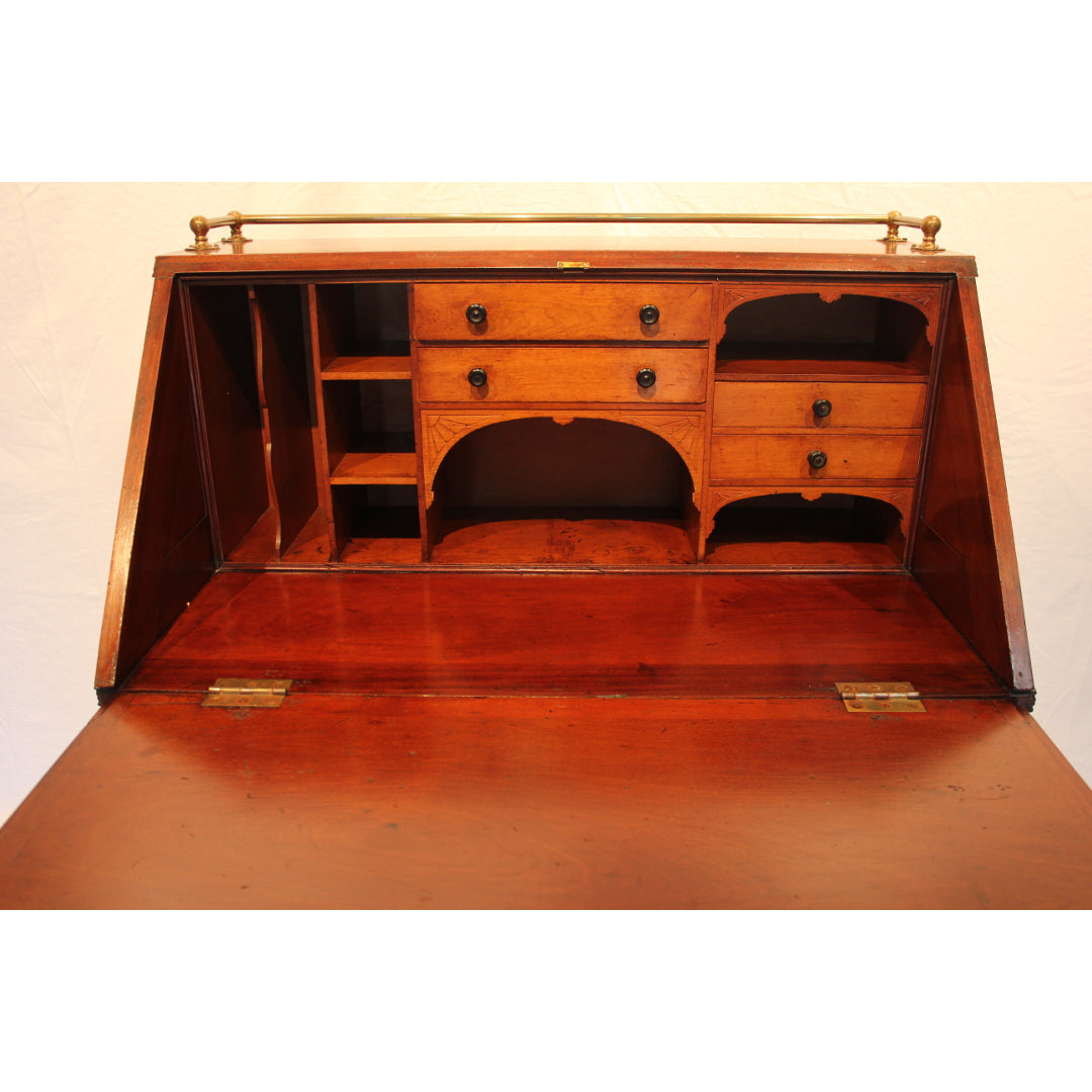 AF5-183: Antique Late 19th Century American Aesthetic Movement Heavily Carved Mahogany Kneehole Slant-front Desk