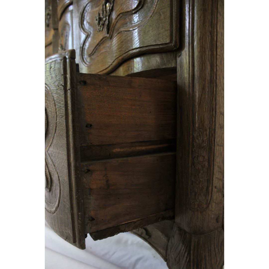 AF4-368: Antique Very Fine Late 18th Century Louis XIV Highly Carved Chest of Drawers with a Marble Top