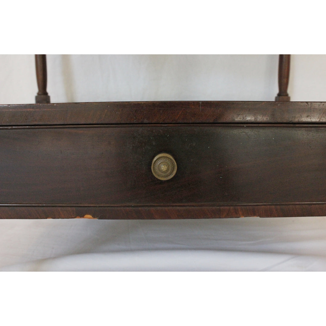 AF1-382 - Antique Circa 1800 American Federal Rosewood Side Table w/ Scalloped Detailing