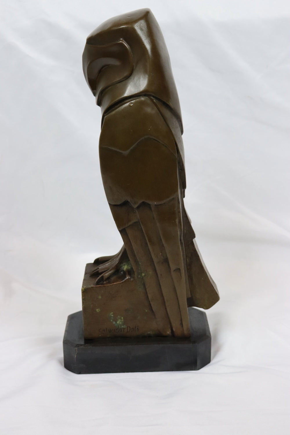 AW11-016: BRONZE SCULPTURE OF A MALTESE FALCON - AFTER SALVADOR DALI